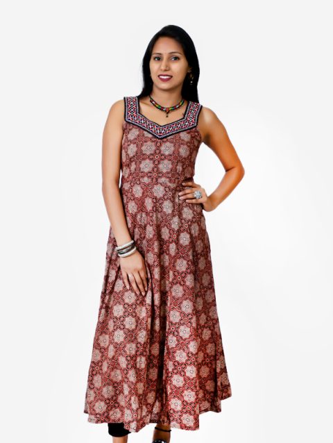Buy Latest Designer Kurtis Online for Woman | Handloom, Cotton, Silk  Designer Kurtis Online - Suja… | Salwar neck designs, Kurti neck designs,  Stylish kurtis design
