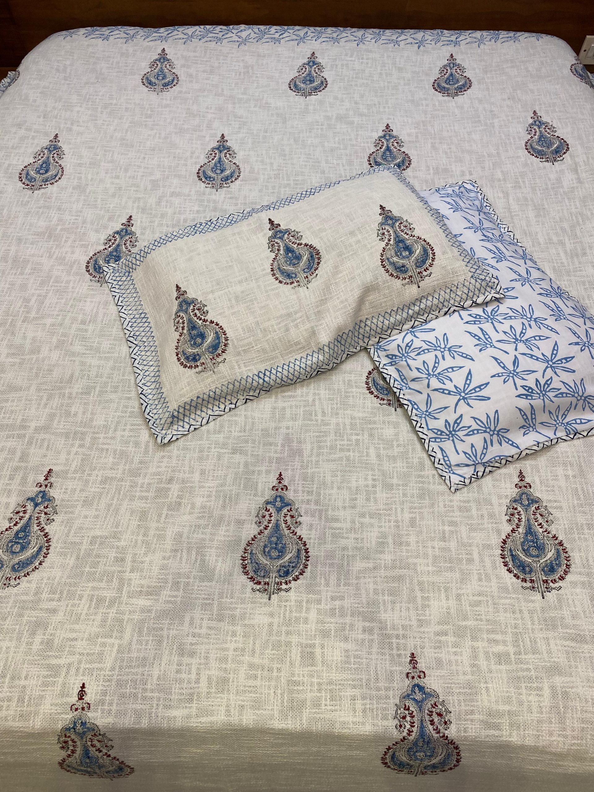 Shaahi Butta HandBlock Print Queen Size Bedsheet